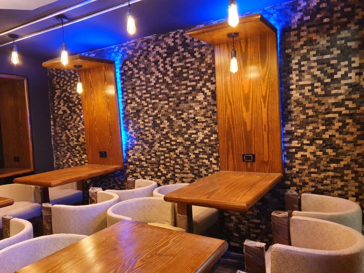 Oxford Hotel & Restaurant ไคโร ภายนอก รูปภาพ