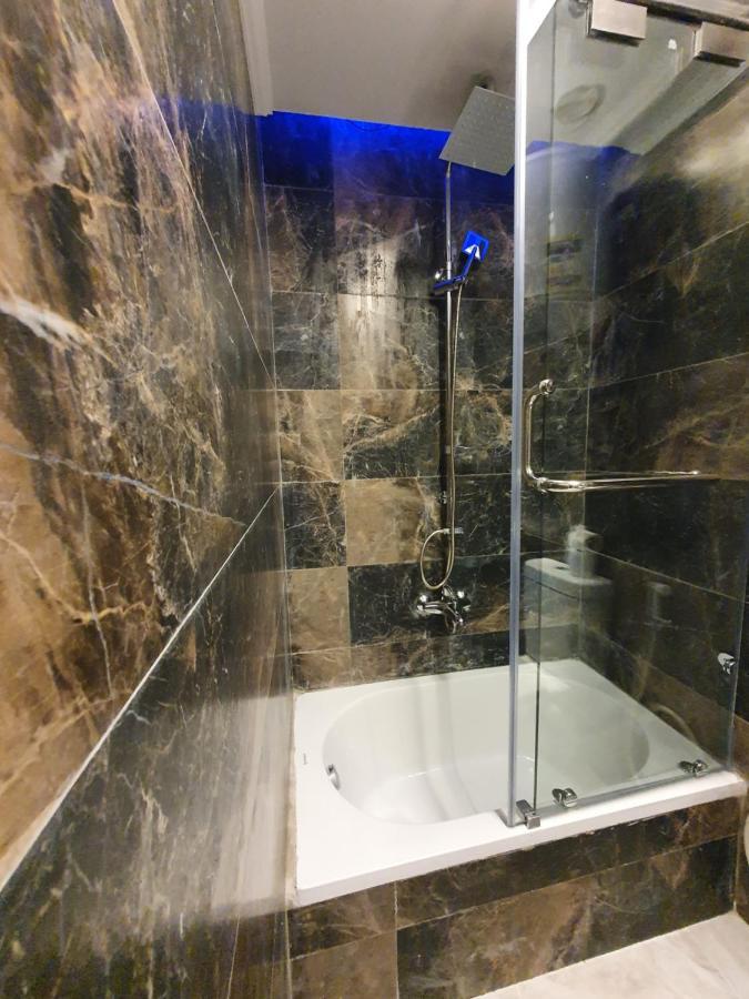 Oxford Hotel & Restaurant ไคโร ภายนอก รูปภาพ